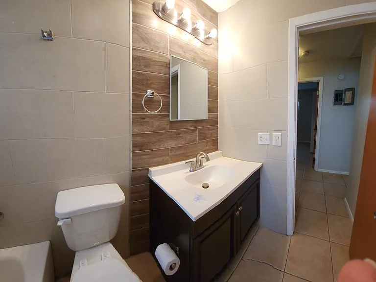10820 Margaret Dr — Photo 12