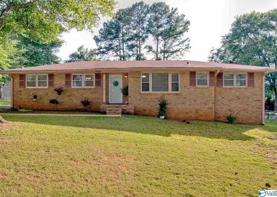 1st image of 6419 Robinhood Ln NW