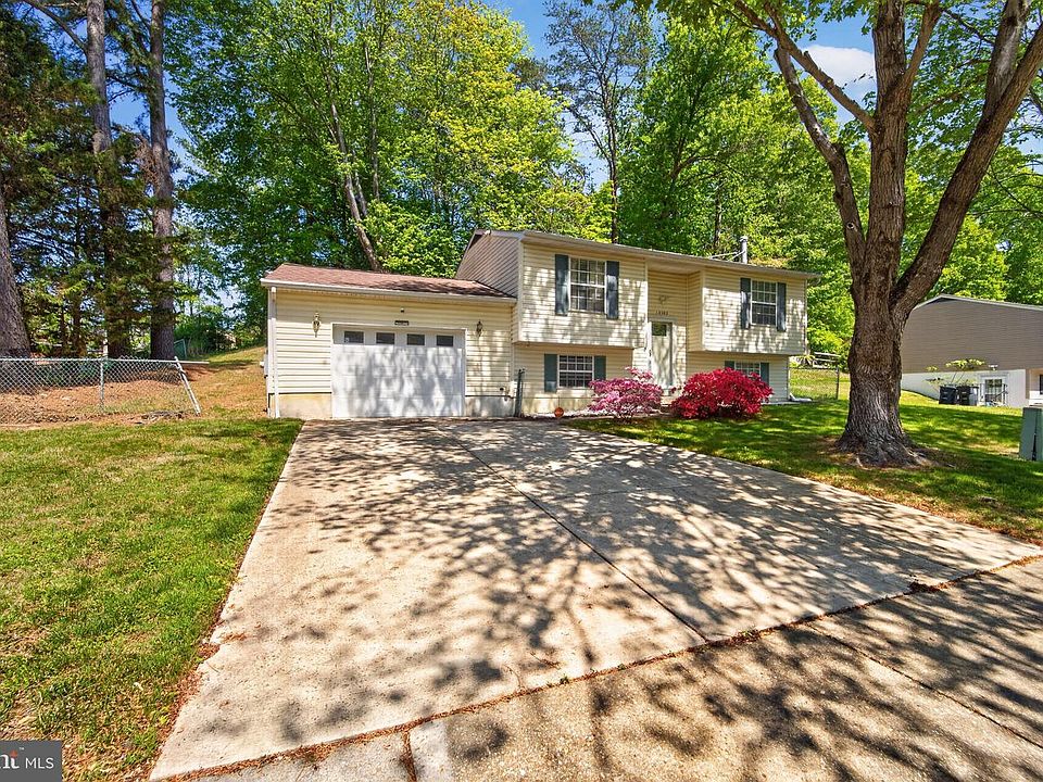10702 Hollaway Dr, Upper Marlboro, MD 20772 | Zillow