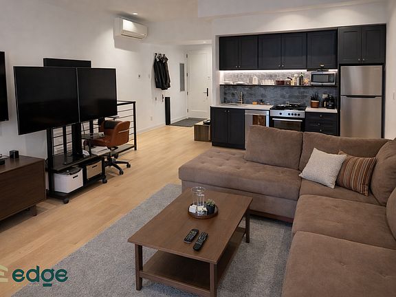 3rd image of 180 N 7th St APT 109