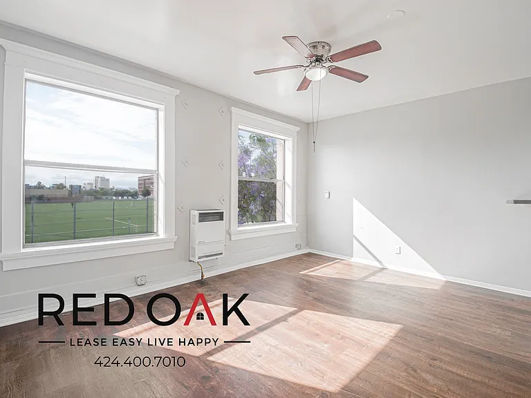 692 Valencia St #208 — Photo 2