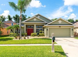 7703 Nottinghill Sky Dr, Apollo Beach, FL 33572