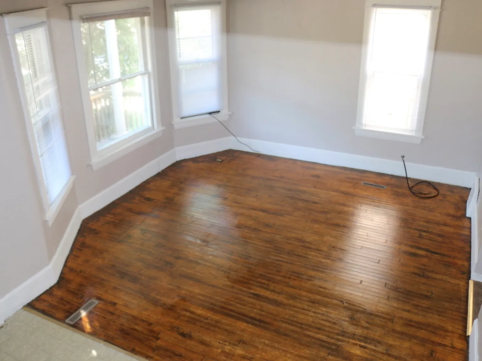 5 bed, 1793 sqft, $2,500 — Photo 4