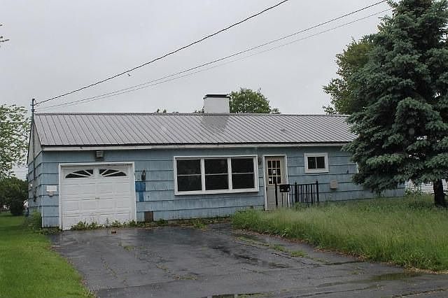 1st image of 11 Middlebury Ave