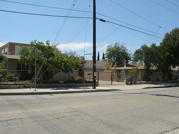 2nd image of 2005 Troy Ave