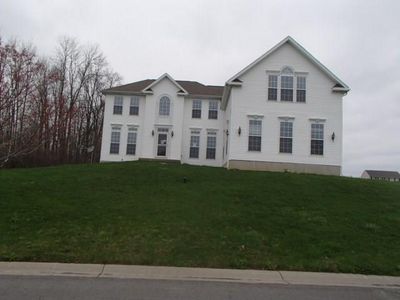 5449 Alfreton Dr, Clay, NY, 13041