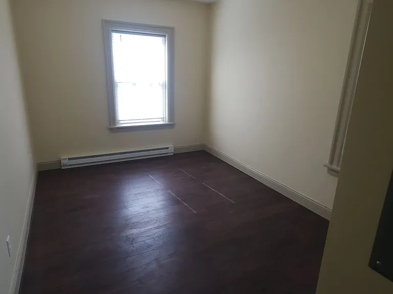 1416 E State St Apartments — Photo 5