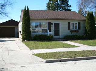 2107 Arizona Ave, Sheboygan, WI 53081