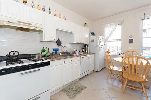 48 Brighton Ave Photo 1