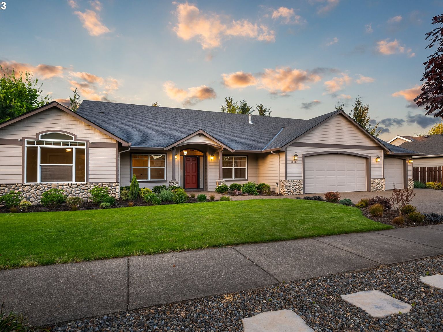 19391 Orchard Grove Dr, Oregon City, OR 97045 Zillow