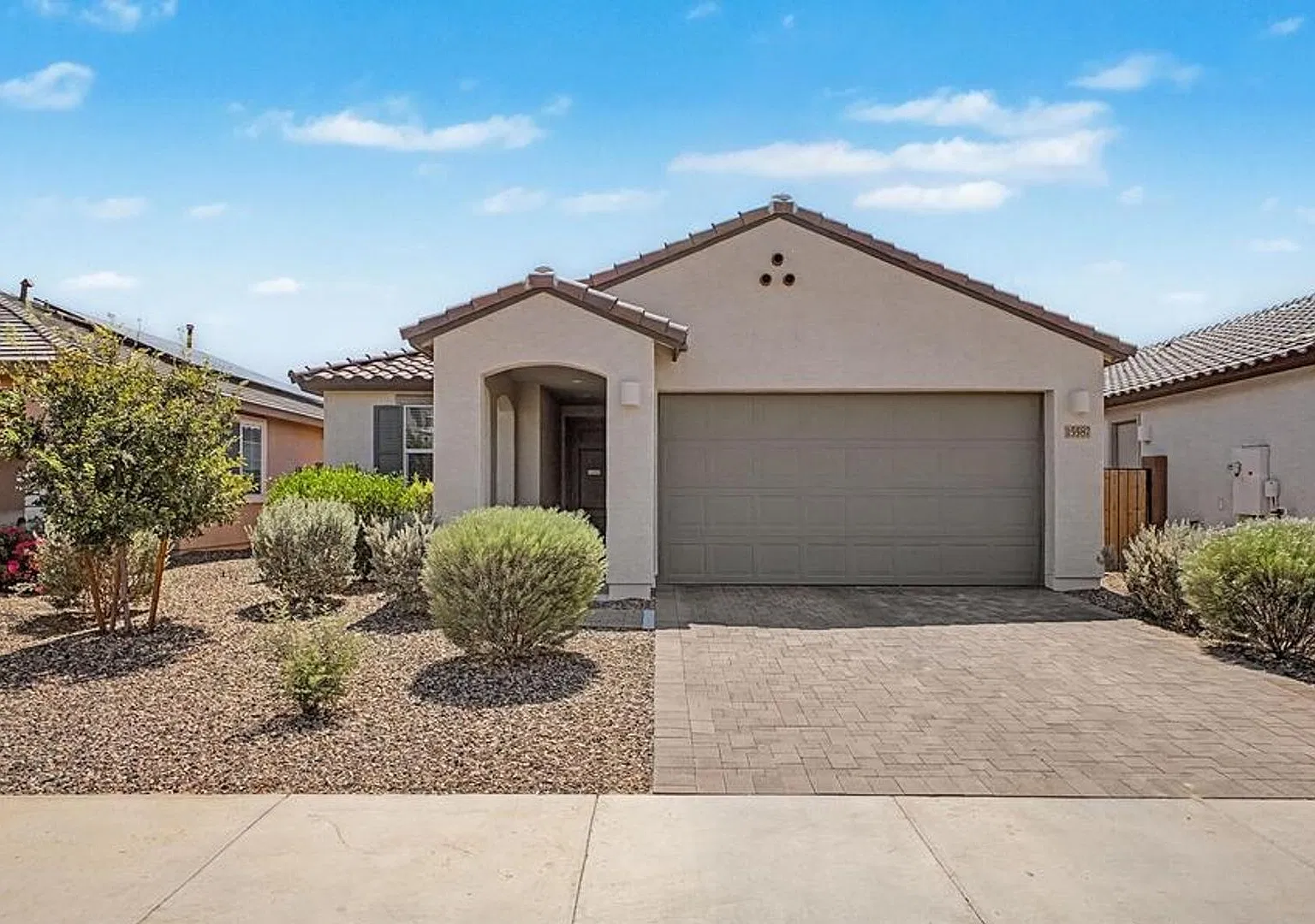 Modern 3/2 in Resort Style Community — Photo 1