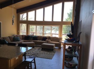 21151 Raffles Rd, Rogers, AR 72756