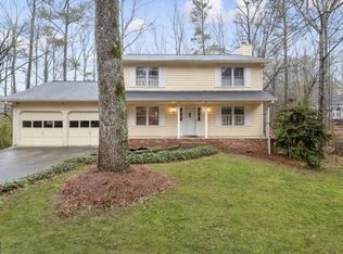 1695 Pitty Pat Ct SW, Lilburn, GA 30047