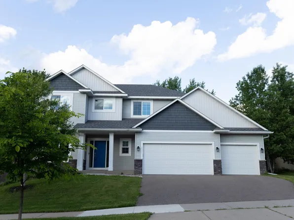 2007 Grant Dr, Northfield, MN 55057