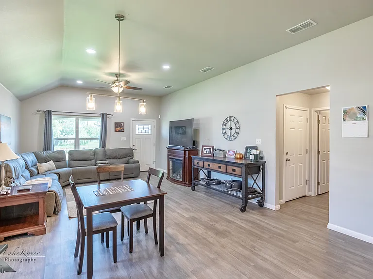 3233 Ann Arbor Ln — Photo 20