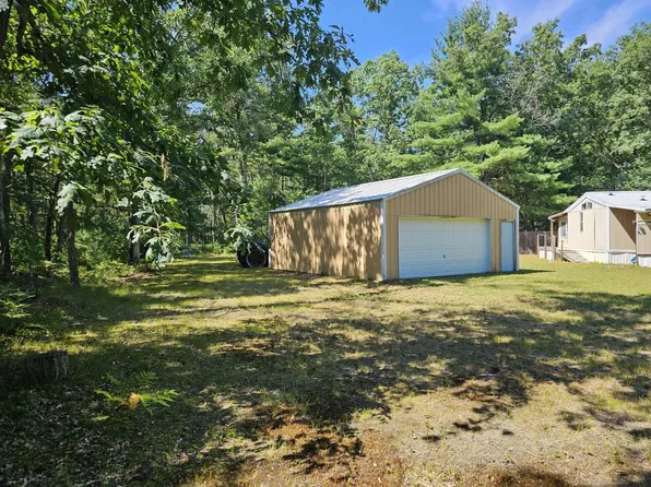 13451 Greenley Rd, Bitely, MI 49309