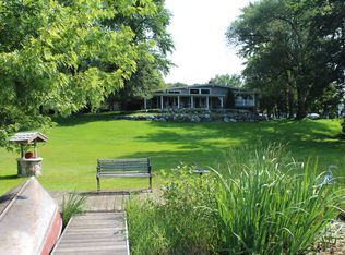 2738 Bay Dr, West Bloomfield, MI