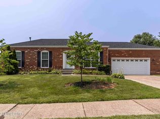 9616 Chapel Hill Rd, Louisville, KY 40229