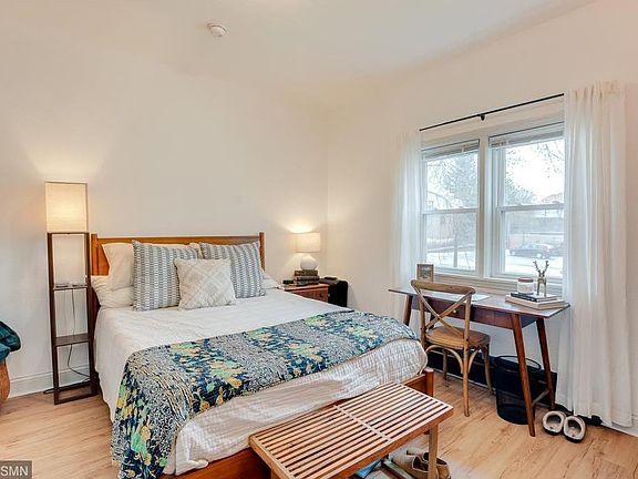 3rd image of 580 Smith Ave S #2