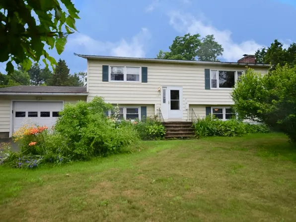 46 Bonanza Park, Colchester, VT 05446