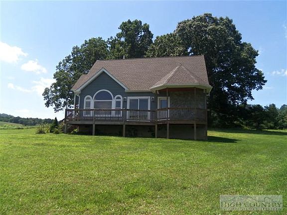 4th image of 463 Chestnut Ridge Drive