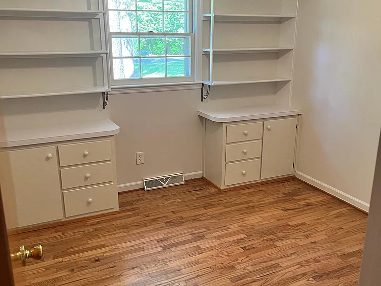5606 Hillwood St — Photo 13