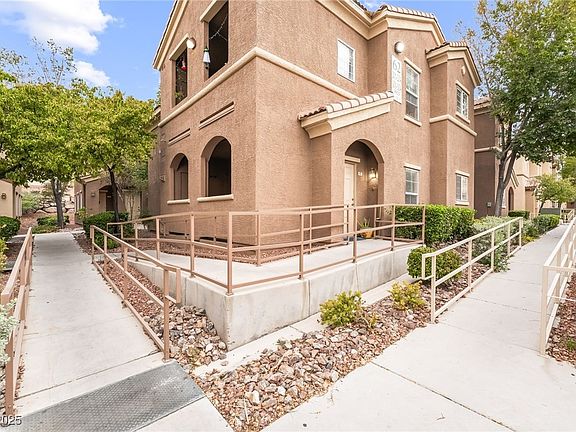 4th image of 3925 Legend Hills St Unit 102