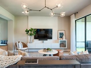 4428 Aurora St, Naples, FL 34119