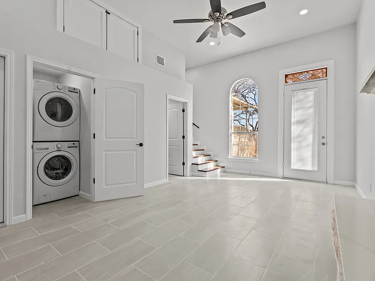 1701 E Lake Dr — Photo 18