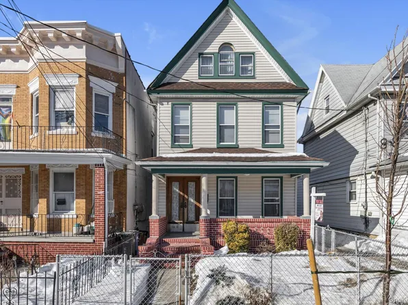 104-47 89th Avenue, Richmond Hill, NY 11418