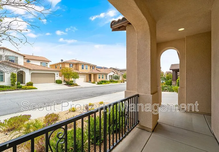 39157 Hidden Creek Ln — Photo 2