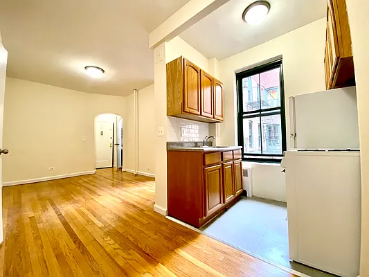 Rented by City & Suburban | media 10