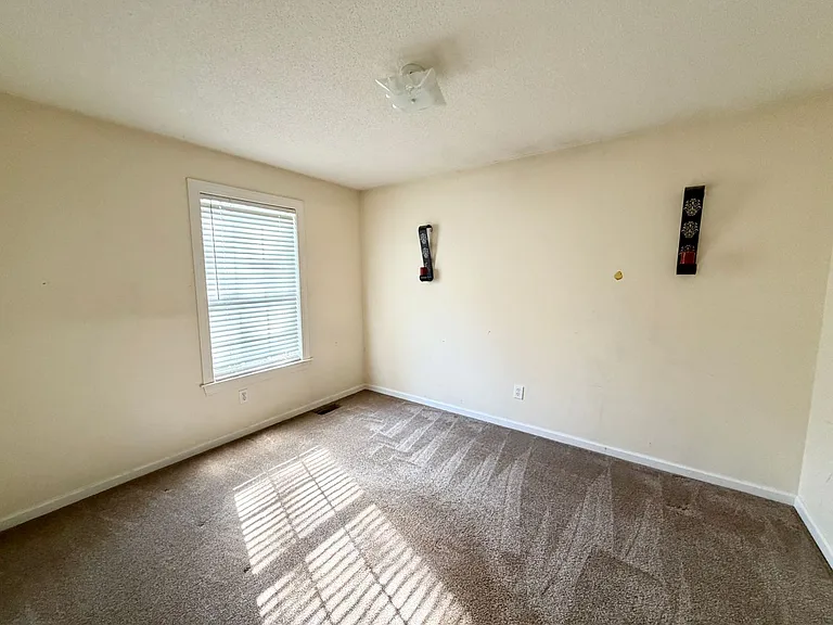 13 Box Turtle Ct — Photo 9