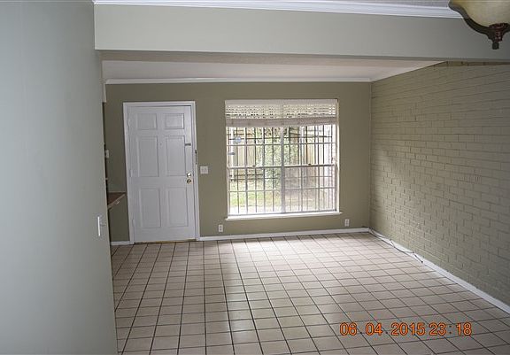 4th image of 4305 Woodland Drive