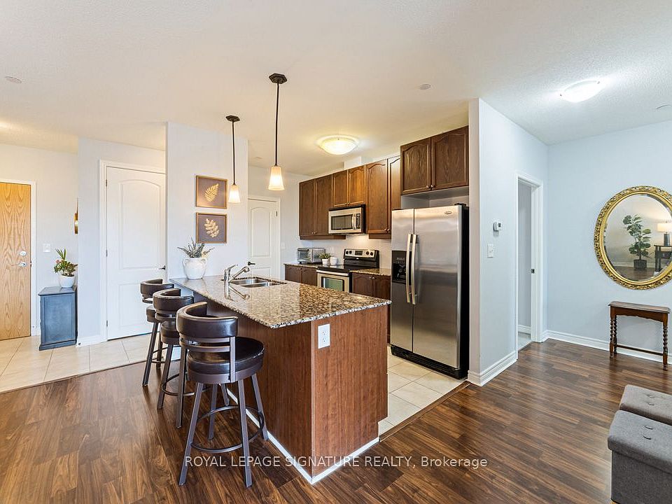 1st image of 383 Main St E #319