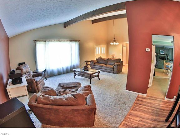 4th image of 7142 Fox Hill Dr