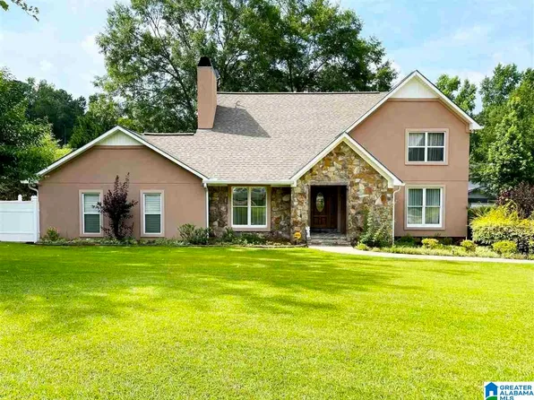 3004 Shady Creek Ln, Anniston, AL 36207