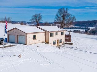 6371 Hamilton Hill Rd, Eaton, NY 13334