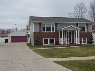 74 Teresa Dr, Lackawanna, NY 14218