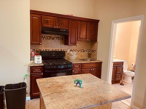 3rd image of 296 Sip Ave Unit 2
