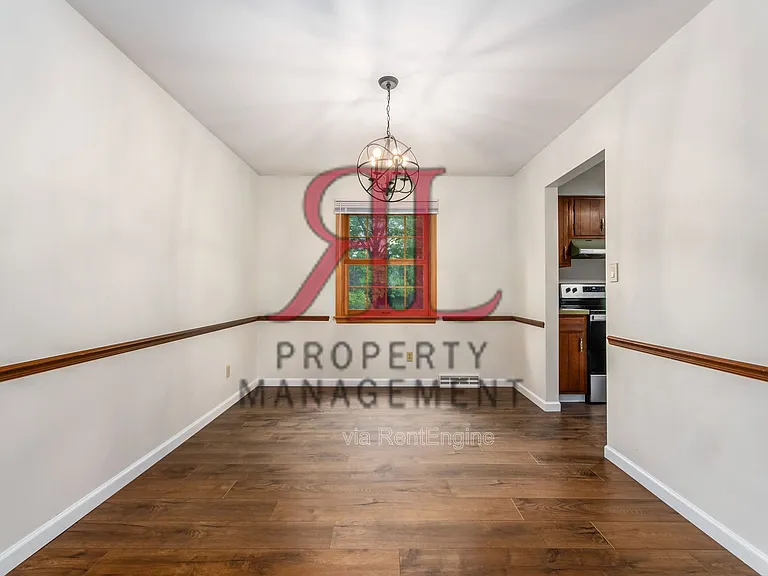 1627 Keats Ct — Photo 12