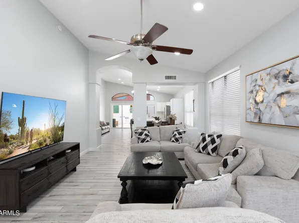 2133 E WAHALLA Lane, Phoenix, AZ 85024