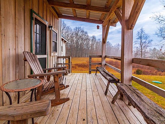 4th image of 265 Greenbrier Rd