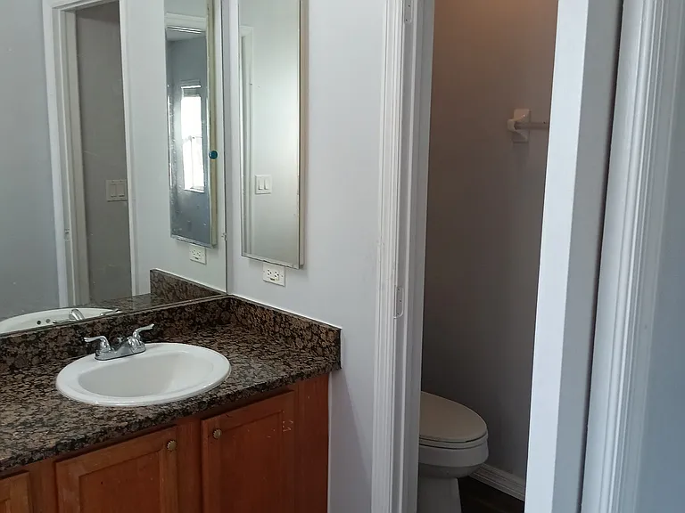 823 Eisenhower Blvd — Photo 7