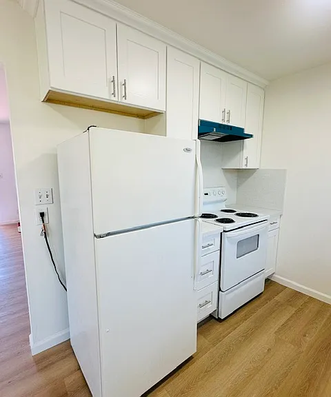 171 Hollis Ave #3 — Photo 2
