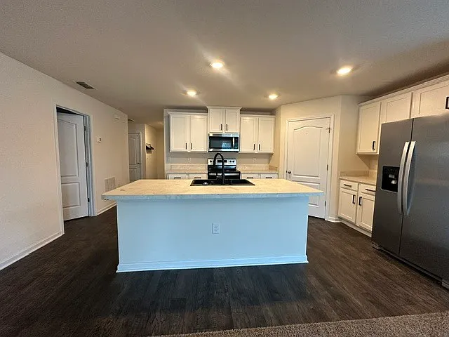 3423 Belen Ct — Photo 4