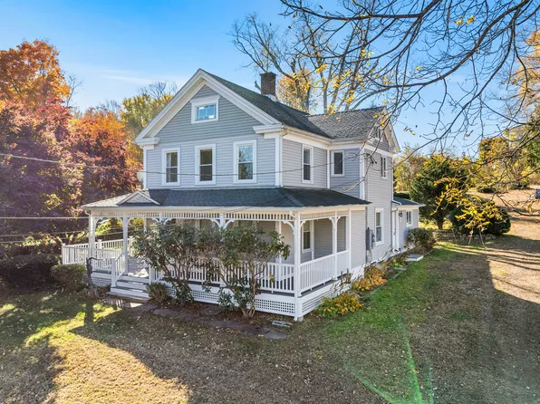 24 Grove Street, Portland, CT 06480