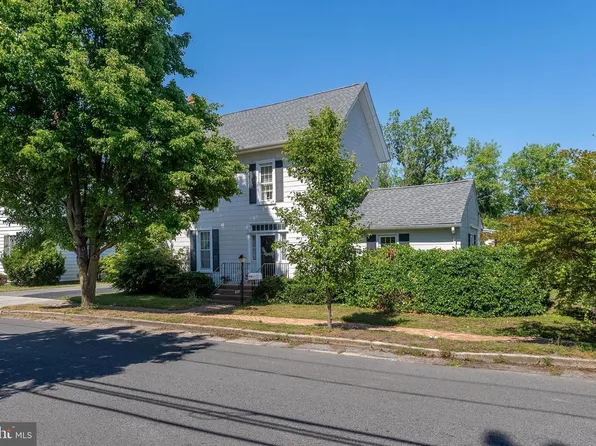 208 S Washington St, Snow Hill, MD 21863