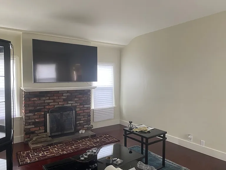 8946 S Wilton Pl — Photo 4