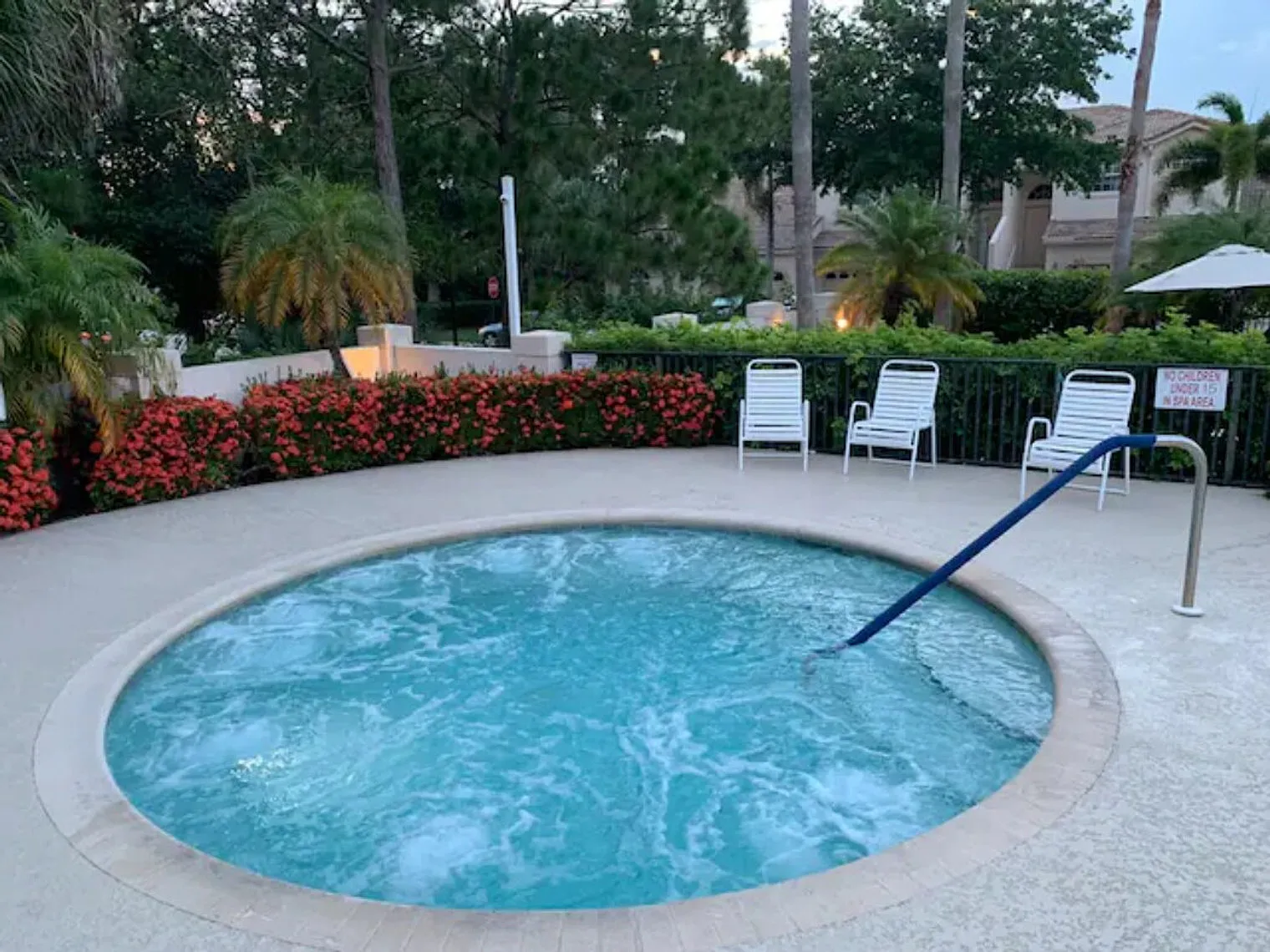 1 bed, 1.5 bath, $2,668 — Photo 4